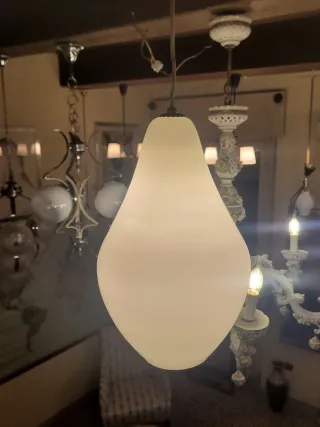 Lampada a sospensione vetro opalino anni '60