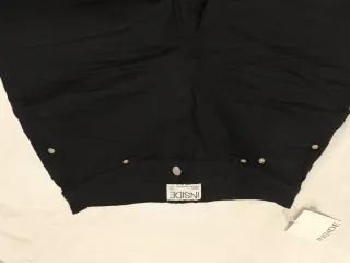 Pantalón NUEVO corto negro chica Inside