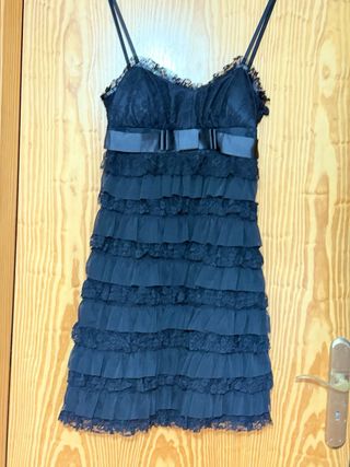 Vestido fiesta tirantes encaje y lazo