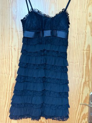 Vestido fiesta tirantes encaje y lazo