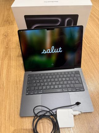 MacBook Pro M3 Pro Gris Espacial