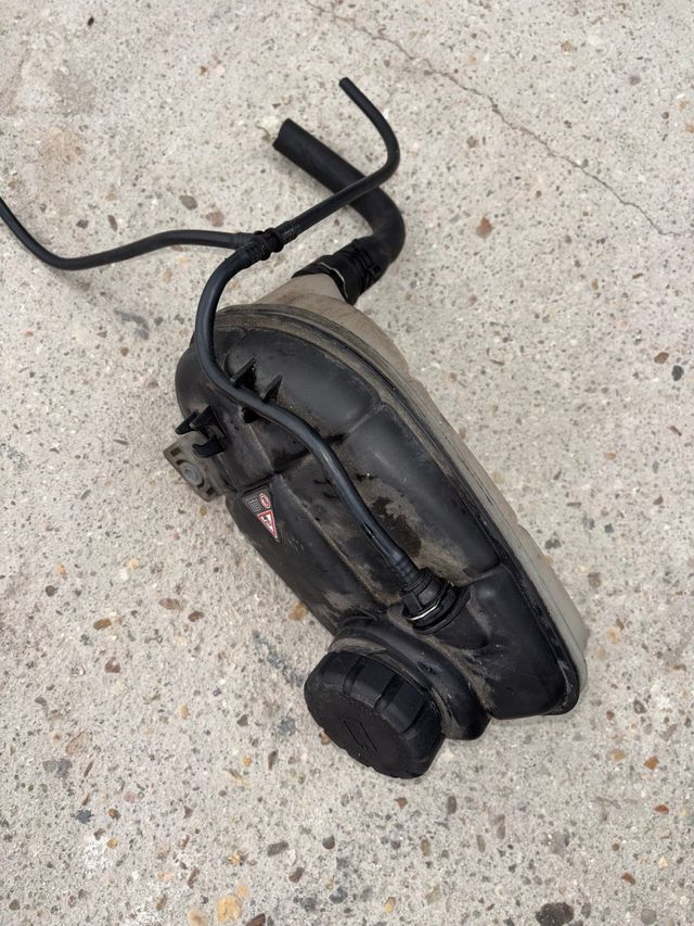 Bote expansión Mercedes Vito Tourer W447