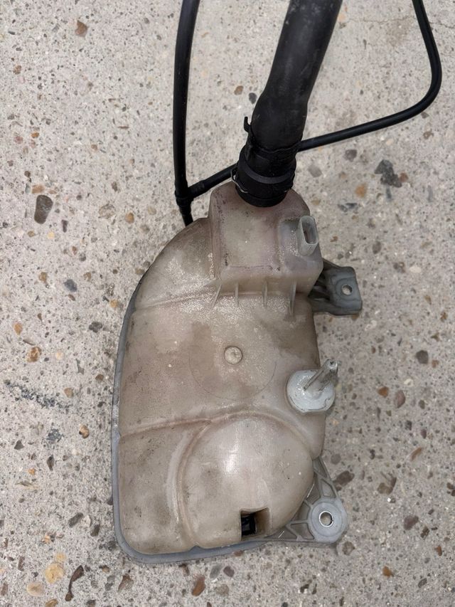 Bote expansión Mercedes Vito Tourer W447