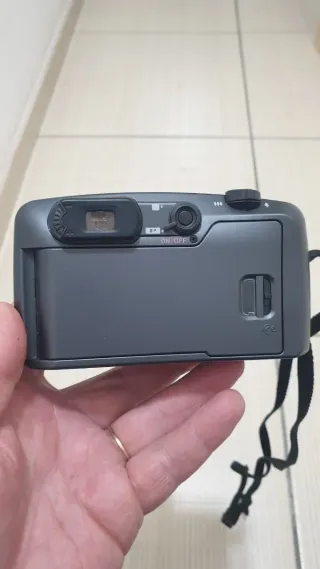 Macchina fotografica Pentax Espio 140