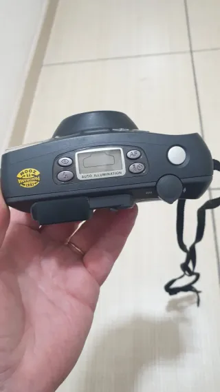 Macchina fotografica Pentax Espio 140