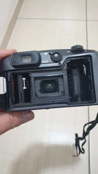 Macchina fotografica Pentax Espio 140