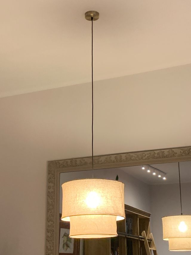 Lámpara colgante de lino y metal