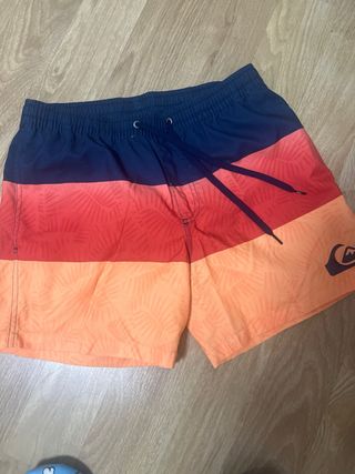 Calções Rip Curl Florais Tamanho 28