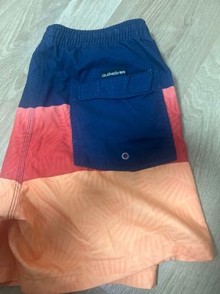 Calções Rip Curl Florais Tamanho 28