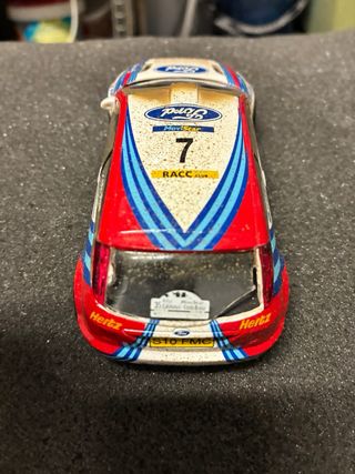 Coche Scalextric Ford Valvoline