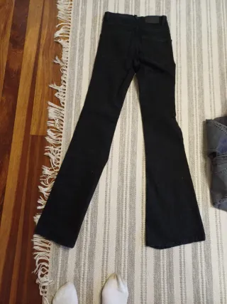 Pantalón Bershka negro talla 34