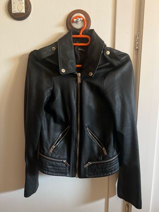 Chaqueta cuero negra