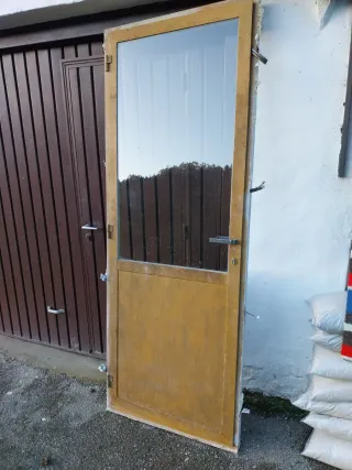 Puerta interior/exterior