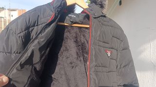 Kooko Milano. Plumón con capucha. Mujer. 4XL.