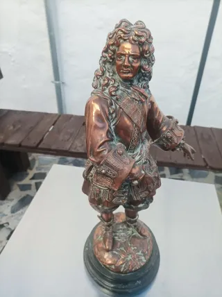 Figura de Bronce Hombre Barroco