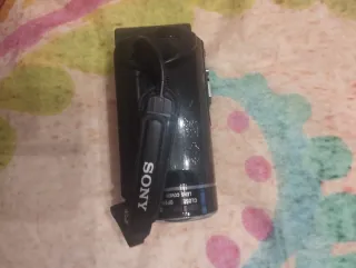 Cámara de vídeo Sony,proyecta en pared. Fotos.