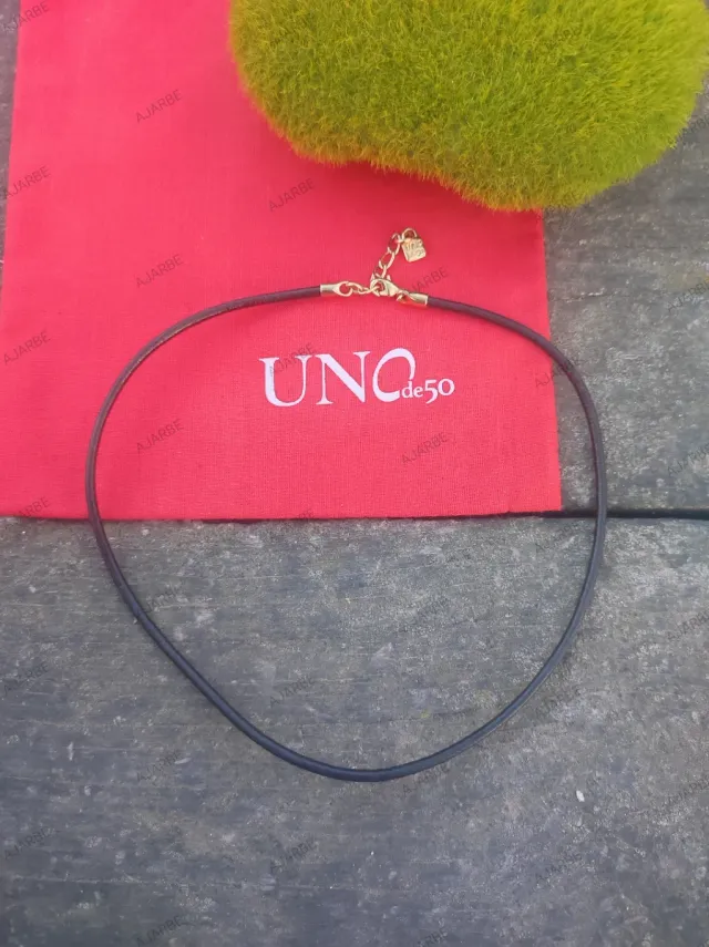 Collar Uno de 50