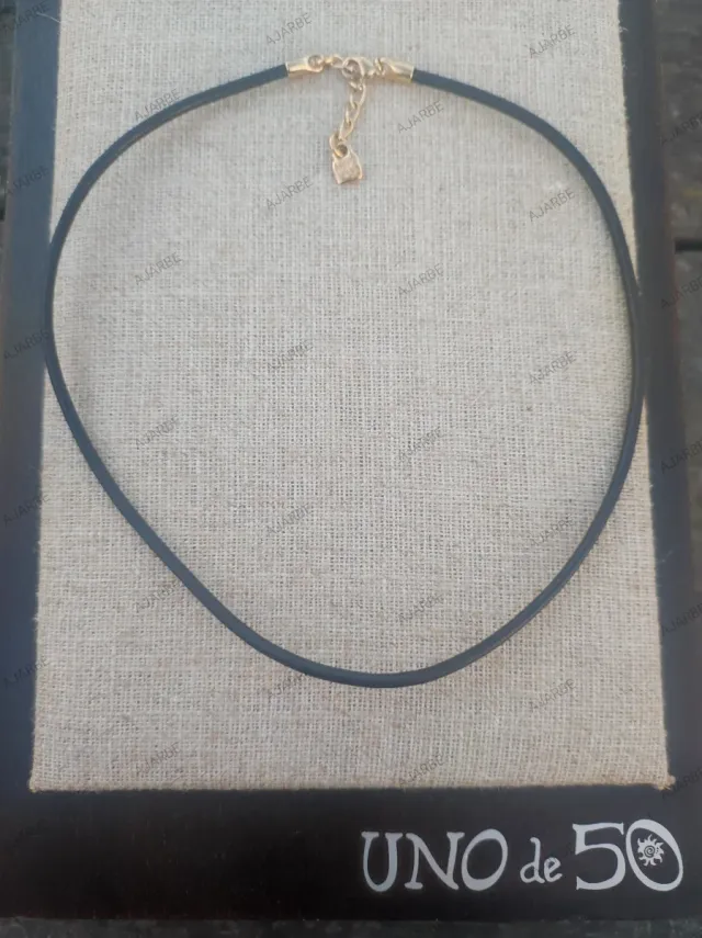 Collar Uno de 50