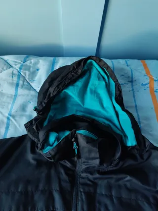 Chaquetón Karhu Talla L Negro y Turquesa