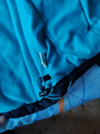 Chaquetón Karhu Talla L Negro y Turquesa