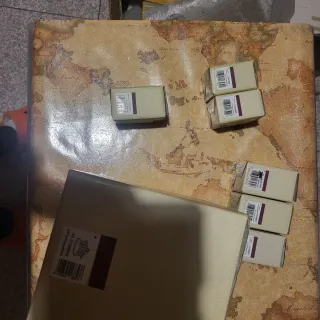 Thun Presepe Famiglia Base Completo 9 pezzi