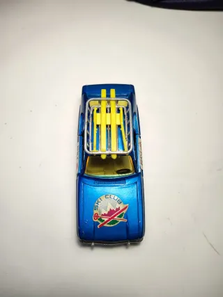 Coche a escala 1/36 Gisval Ford Capri Ski Club