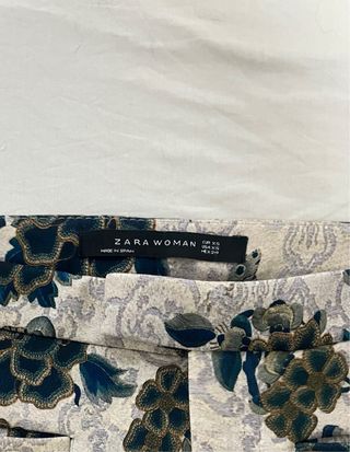 Pantalón flare estampado floral