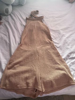 Mono corto beige verano