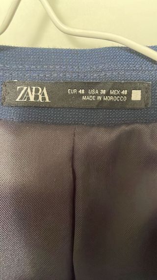 Traje Zara Azul Talla M sin estrenar.