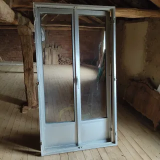 Puerta balcón aluminio 2 hojas