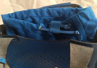 Bolso Zara Piel Búfalo Azul Grande Perforado