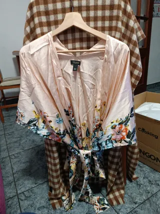 Túnica floral International Concepts Talla M