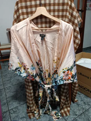 Túnica floral International Concepts Talla M