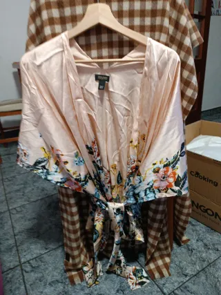 Túnica floral International Concepts Talla M