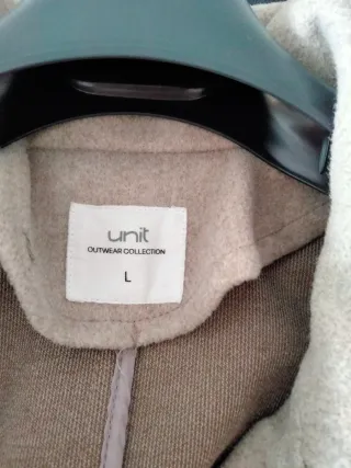 Chaleco largo de paño beige