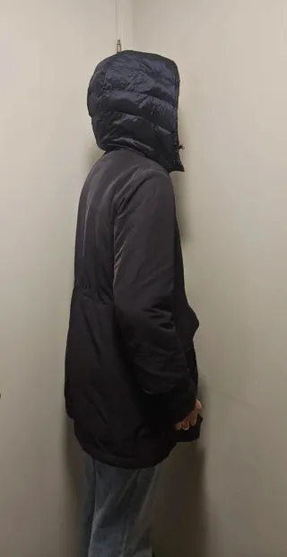 Parka azul de mujer. Massimo dutti