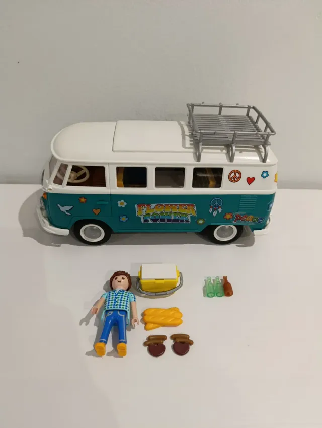 Playmobil 71725 Furgoneta Volkswagen 7