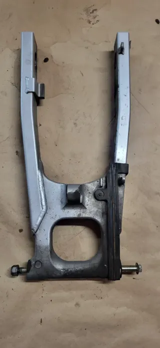 Basculante Honda CBF 250