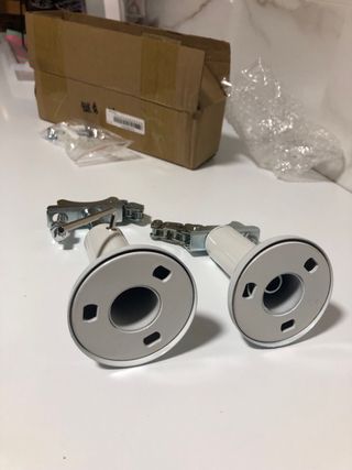 Soportes regulables suelo radiador de aluminio