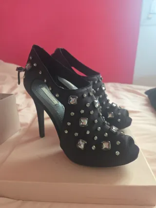 Zapatos Joya Uterqüe Negros