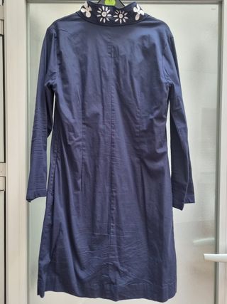 Vestido Almatrichi azul con flores blancas