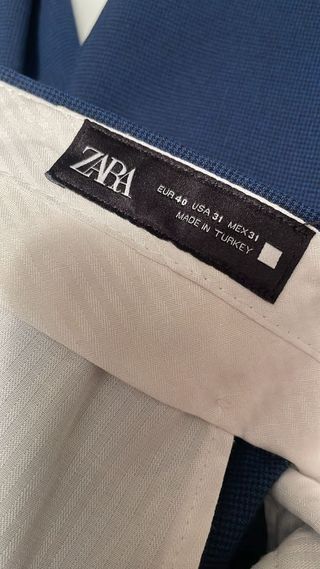 Traje azul de fin de año