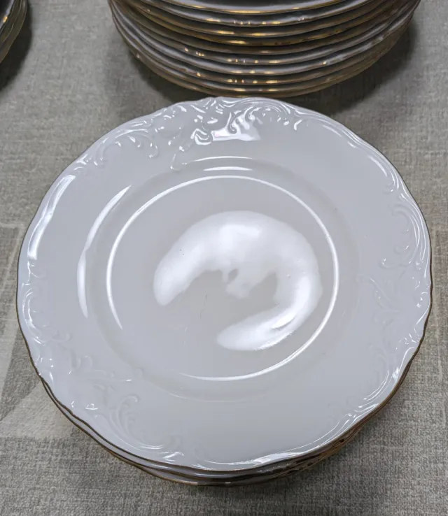 Stoviglie Alhambra in porcellana dorata, elegante set da 23 piatti piani, 12 piatti fondi e 12 piatti da dessert