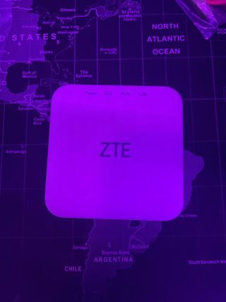 ONT Fibra ZTE 2.5 Gbit/s