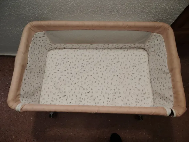 Minicuna Colecho Rosa y Blanca
