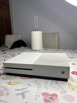 Xbox One S 1TB Blanca