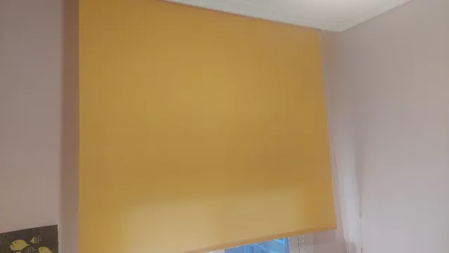 Tende avvolgibili gialle