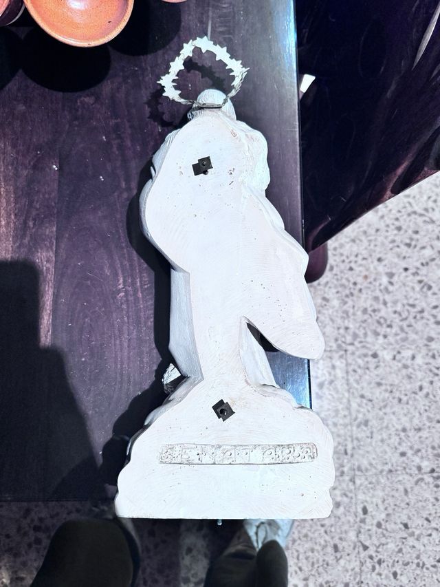 Figuras religiosas vírgenes y niño