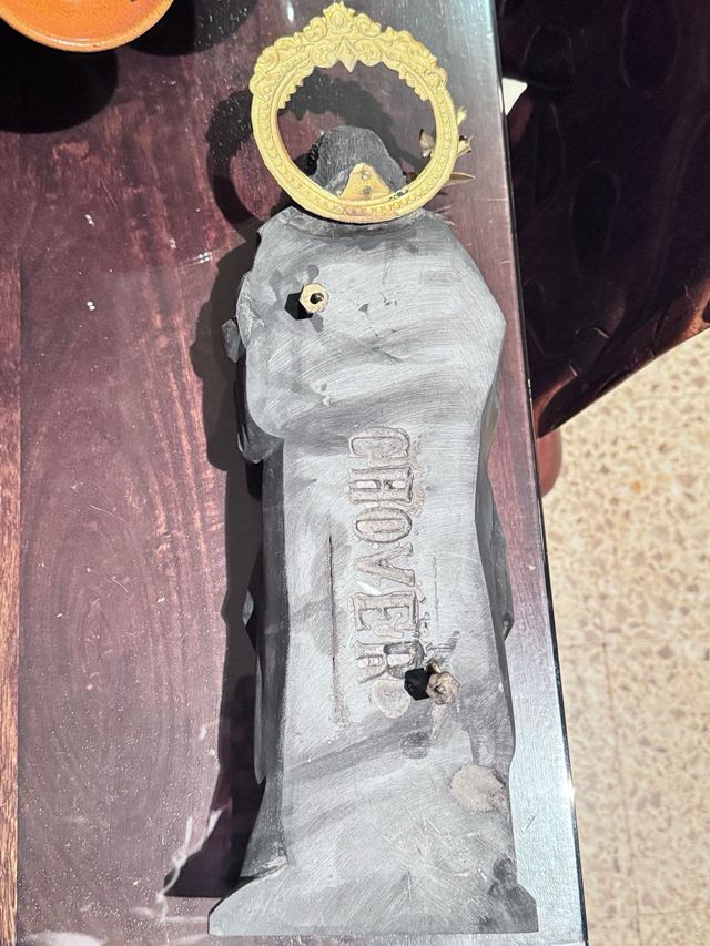 Figuras religiosas vírgenes y niño