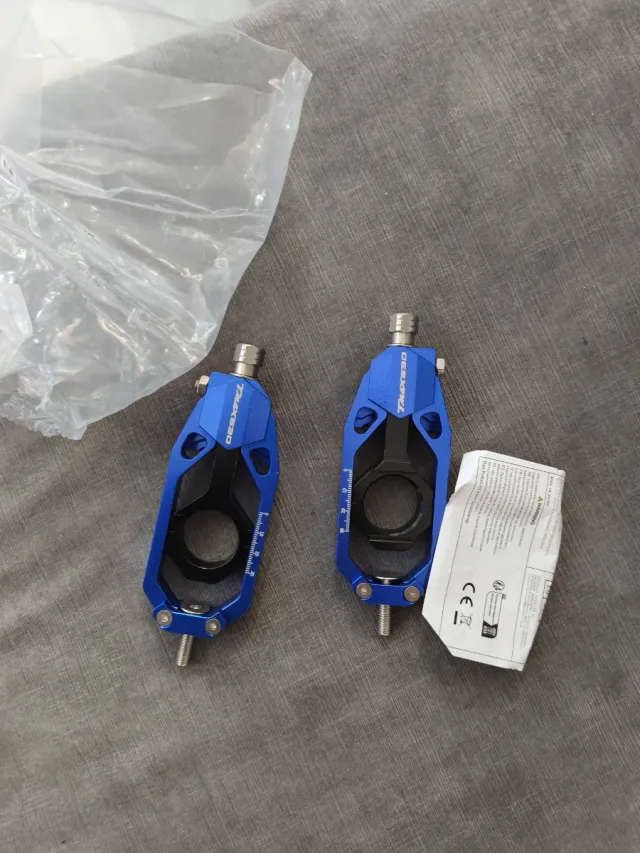 TMAX530 Deslizadores Reguladores Moto